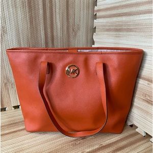 SOLD ***Michael Kors Jet Set Large Travel Tote Bag